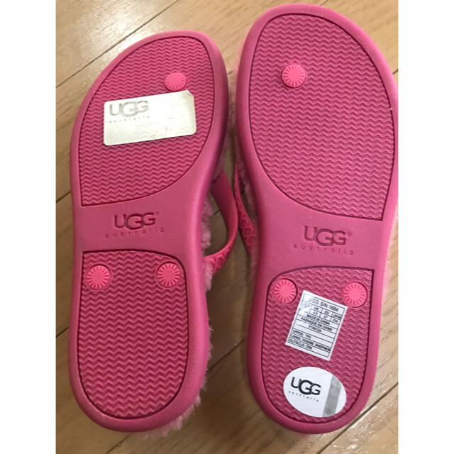 UGG(アグ)のUGG ビーチサンダル レディースの靴/シューズ(ビーチサンダル)の商品写真