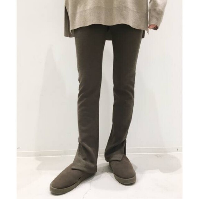 L'Appartement DEUXIEME CLASSE(アパルトモンドゥーズィエムクラス)の★未使用★アパルトモン　Wool Zip Leggings レディースのレッグウェア(レギンス/スパッツ)の商品写真