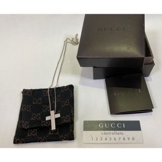 グッチ(Gucci)のGUCCI クロスネックレス　箱付き(ネックレス)