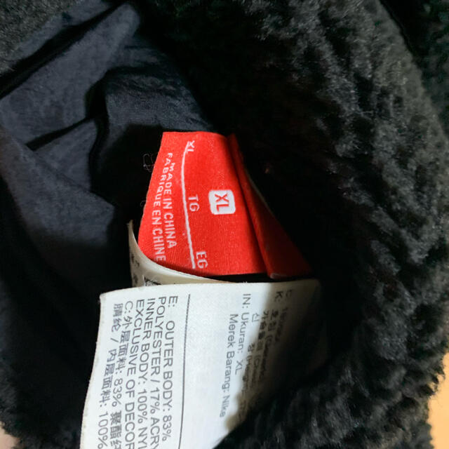 NIKE(ナイキ)のNIKE ボアジャケット 初期カラー 黒×ピンクXLサイズ メンズのジャケット/アウター(ナイロンジャケット)の商品写真