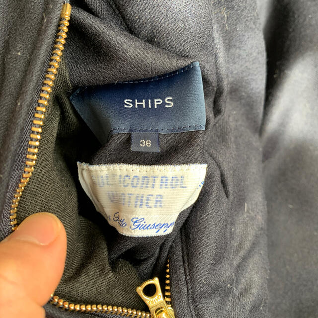 SHIPS(シップス)のシップス　ベストダウン　36 レディースのジャケット/アウター(ダウンベスト)の商品写真