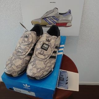 希少　蛇柄　パイソン　adidas ハイカットスニーカー　バッシュ