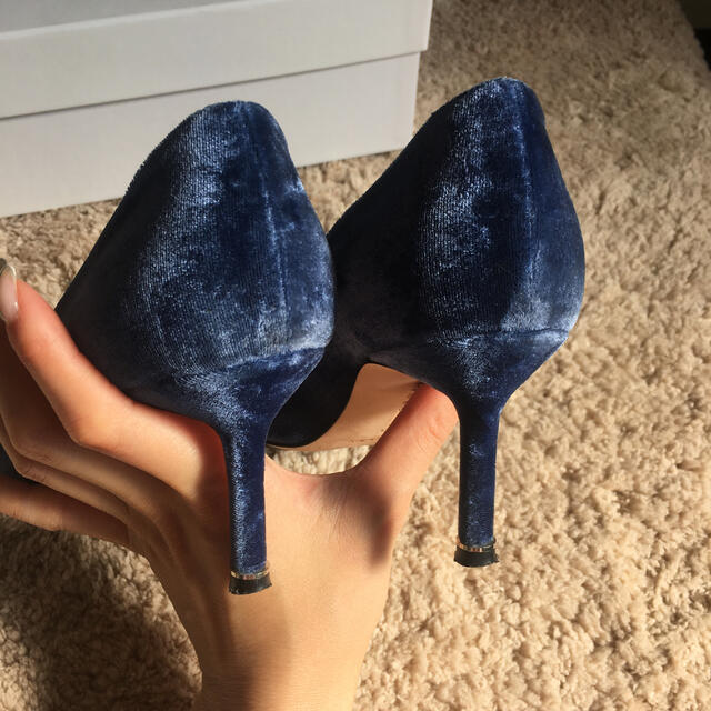 MANOLO BLAHNIK(マノロブラニク)のマロノブラニク レディースの靴/シューズ(ハイヒール/パンプス)の商品写真