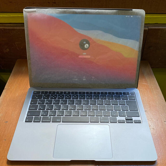 美品　Apple Mac Book Air 2020 スペースグレー