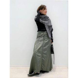 アパルトモンドゥーズィエムクラス(L'Appartement DEUXIEME CLASSE)のMADISON BLUE 5 POCKET FLARE SK 38 アパルトモン(ロングスカート)