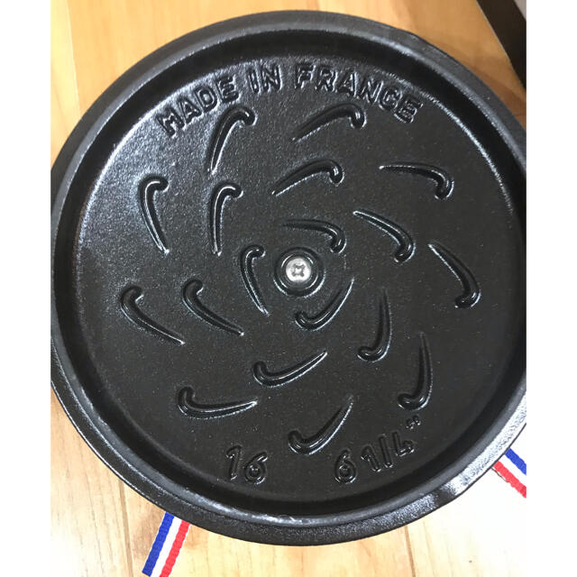 STAUB - レア限定【生涯保証付き新品未使用】staub wa-nabe リネン Ｓ