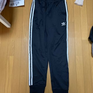 アディダス(adidas)のadidas ラインパンツ(スラックス)