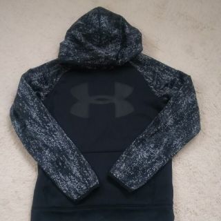 アンダーアーマー(UNDER ARMOUR)のアンダーアーマーのパーカ―(ジャケット/上着)