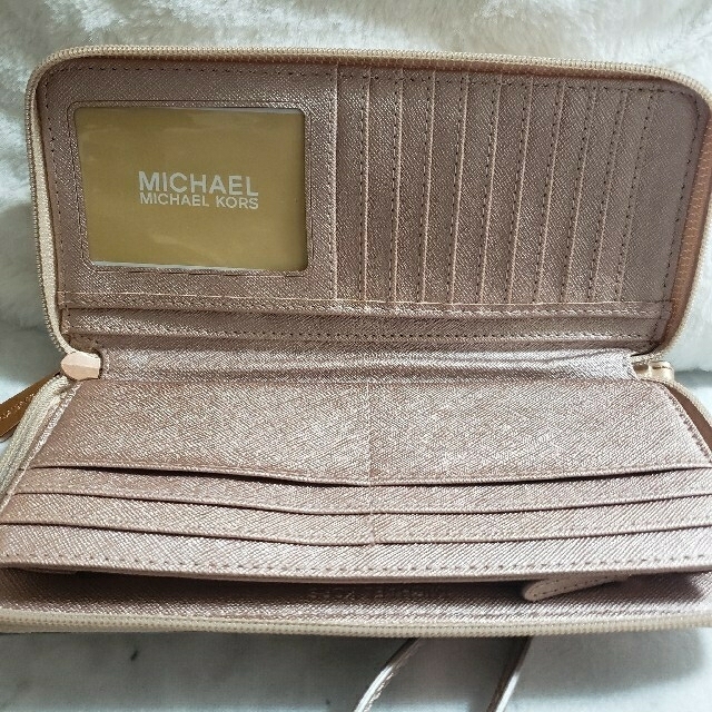 Michael Kors(マイケルコース)のMICHAEL KORS 長財布 レディースのファッション小物(財布)の商品写真