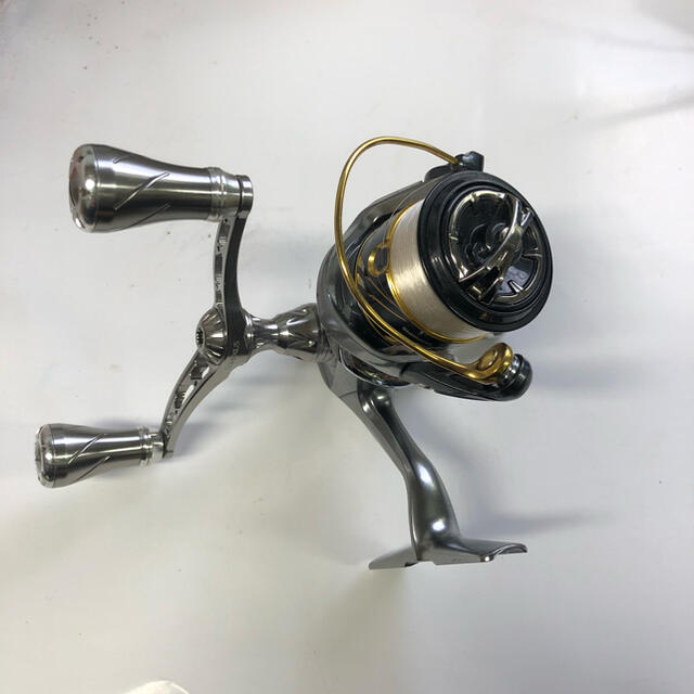 フローラル SHIMANO VANQUISH C2000 HGS-A - リール