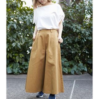 ディッキーズ(Dickies)のDickies ディッキーズ　フレアパンツ ワイドチノパン　Mサイズ(チノパン)