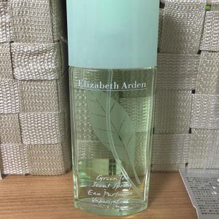 エリザベスアーデン(Elizabeth Arden)のyuuuka様専用♡ ほぼ新品グリーンティ50ml(香水(女性用))