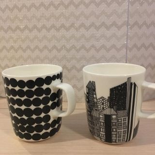 マリメッコ(marimekko)のmarimekko☆マグカップセット(グラス/カップ)