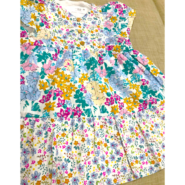 ZARA KIDS(ザラキッズ)の【こりな様専用】ワンピース　花柄　Zara baby 86cm 12-18m キッズ/ベビー/マタニティのキッズ服女の子用(90cm~)(ワンピース)の商品写真