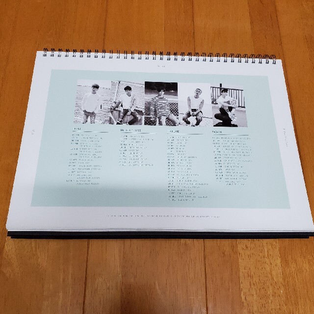 SHINee(シャイニー)のSHINee 公式2016年カレンダー エンタメ/ホビーのCD(K-POP/アジア)の商品写真