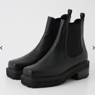 スライ(SLY)のSLY square toe boots(ブーツ)