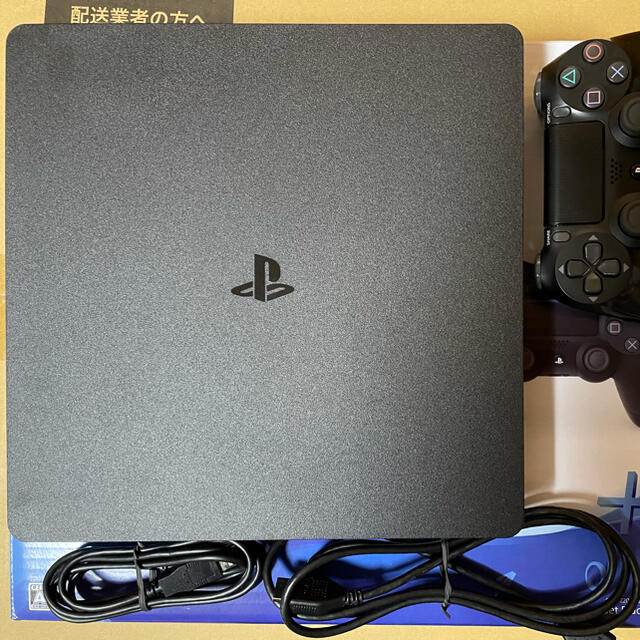 SONY(ソニー)のSONY PlayStation4 CUH-2200AB01  500GB エンタメ/ホビーのゲームソフト/ゲーム機本体(家庭用ゲーム機本体)の商品写真