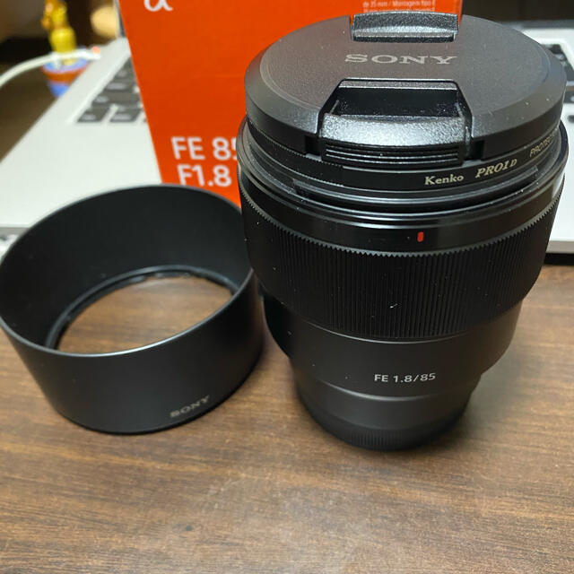 FE85mm F1.8 レンズプロテクター付き