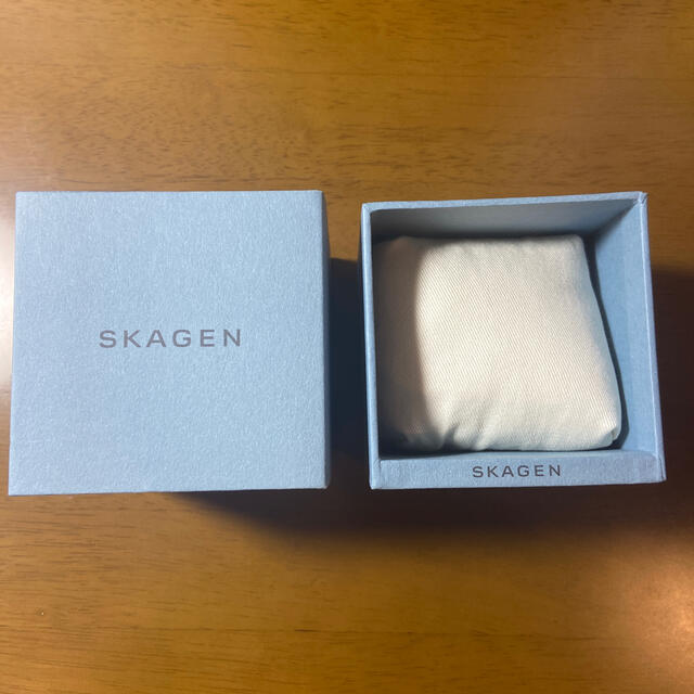 SKAGEN(スカーゲン)のSKAGEN 時計　箱 インテリア/住まい/日用品のオフィス用品(ラッピング/包装)の商品写真