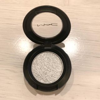 マック(MAC)の【新品】MAC ダズルシャドウ(アイシャドウ)