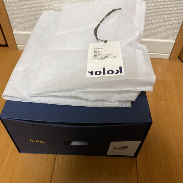 kolor(カラー)のファミ様用　kolor 19aw スニーカー　異素材組み合わせ　パッチワーク メンズの靴/シューズ(スニーカー)の商品写真