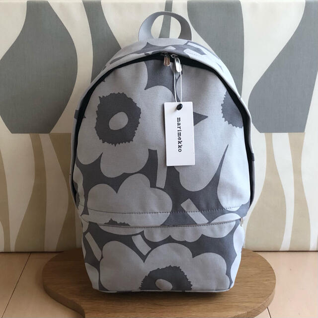 marimekko(マリメッコ)の新品 マリメッコ Pieni Unikko Enni バックパック グレー レディースのバッグ(リュック/バックパック)の商品写真