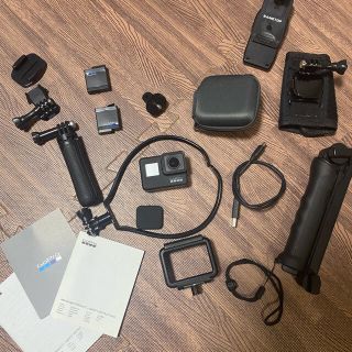 ゴープロ(GoPro)のGoPro hero7 ブラック(コンパクトデジタルカメラ)