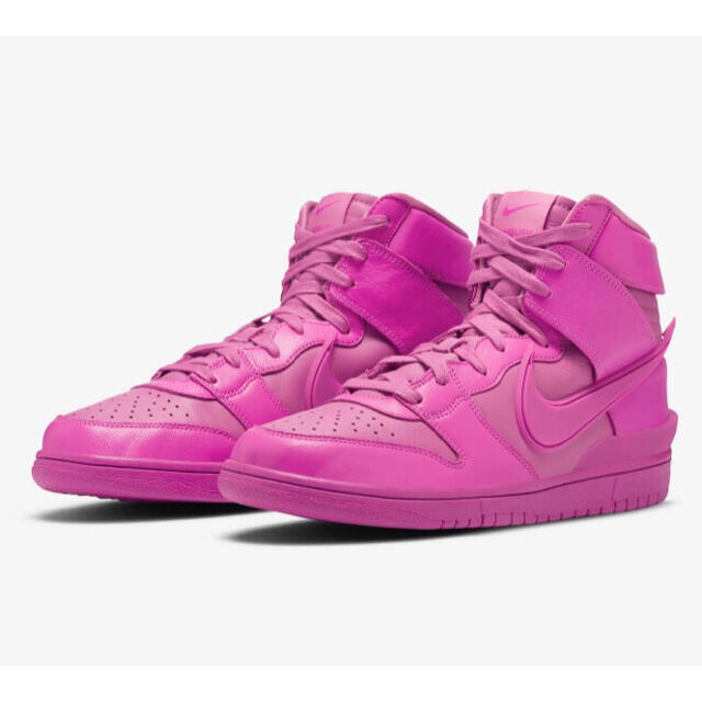 NIKE(ナイキ)のAMBUSH × NIKE DUNK HIGH COSMIC FUCHSIA メンズの靴/シューズ(スニーカー)の商品写真