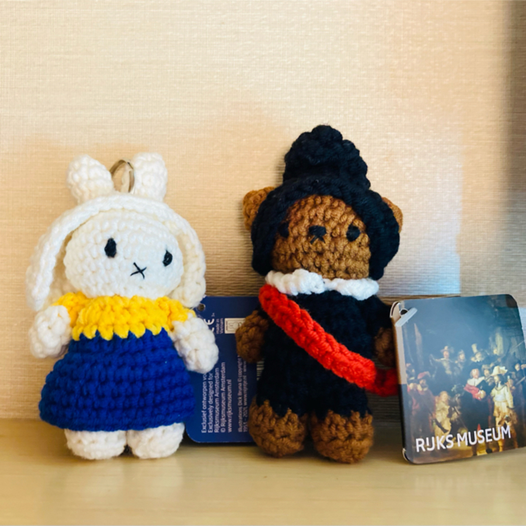 miffy(ミッフィー)の【ボリスあみぐるみ】ジャストダッチ熊レンブラント夜警キーリング12 キーホルダー レディースのファッション小物(キーホルダー)の商品写真