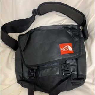 ザノースフェイス(THE NORTH FACE)のノースフェイス ショルダー バッグ アウトドア スポーツ(ショルダーバッグ)