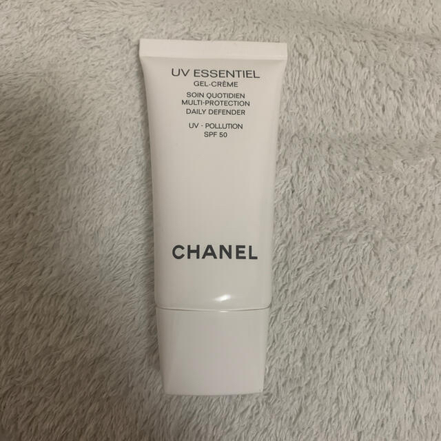 CHANEL(シャネル)のCHANEL日焼け止めジェルクリーム コスメ/美容のボディケア(日焼け止め/サンオイル)の商品写真