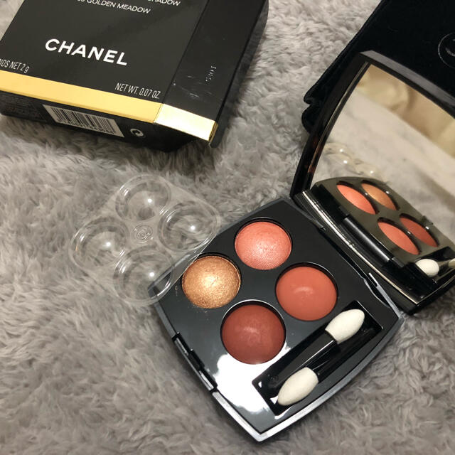 CHANEL(シャネル)のシャネルレキャトルオンブル　ゴールデンメドウ コスメ/美容のベースメイク/化粧品(アイシャドウ)の商品写真