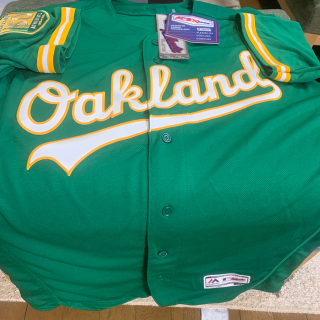 MLB メジャーリーグ　オークランド　アスレチック　オーセンチック　ユニフォーム メンズのトップス(Tシャツ/カットソー(半袖/袖なし))の商品写真