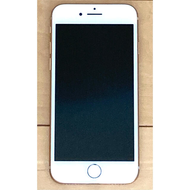 iPhone(アイフォーン)のiPhone 8 本体 au 64GB ゴールド simロック解除済 スマホ/家電/カメラのスマートフォン/携帯電話(スマートフォン本体)の商品写真