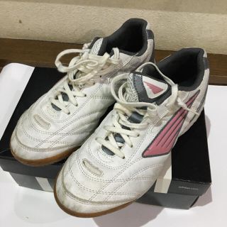 Penalty Penalty サッカースパイクの通販 By わか S Shop ペナルティならラクマ