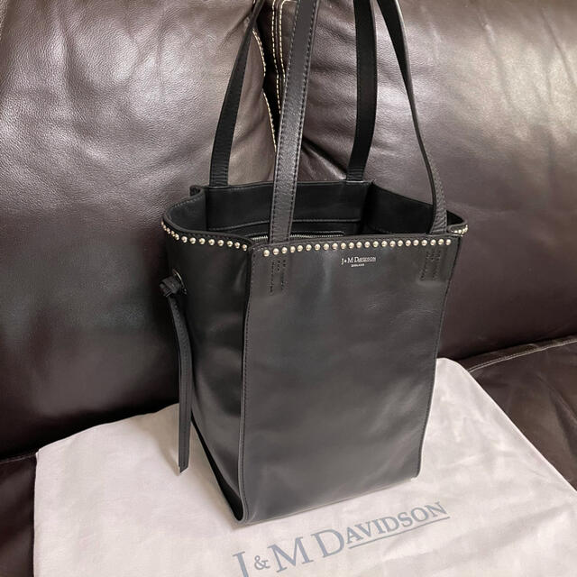 驚きの価格 Davidson 【未使用】J&M - DAVIDSON J&M / WithStuds MINI BELLE トートバッグ