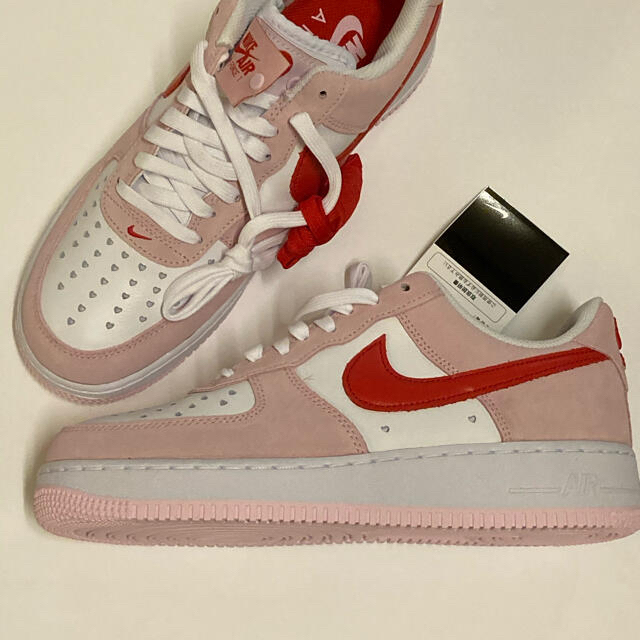 NIKE AIR FORCE 1 "VALENTINE'S DAY"