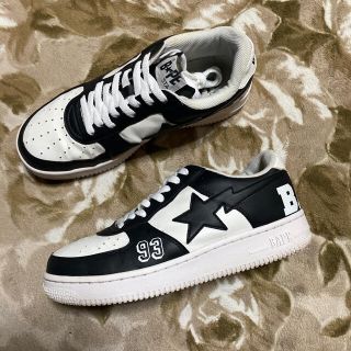 アベイシングエイプ(A BATHING APE)のAPE BAPE  ナンバリング　STA ベイプスター　27cm 白　黒(スニーカー)