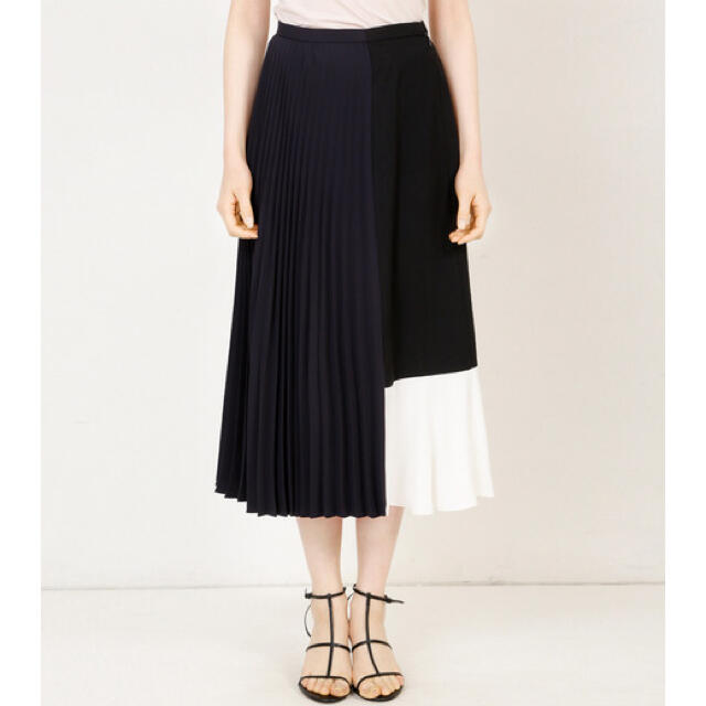 LE CIEL BLEU(ルシェルブルー)のルシェルブルー   ブロッキングプリーツスカート レディースのスカート(ひざ丈スカート)の商品写真