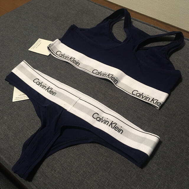 Calvin Klein(カルバンクライン)のC&K カルバンクライン　ブラ&T セットアップ レディースの下着/アンダーウェア(ブラ&ショーツセット)の商品写真