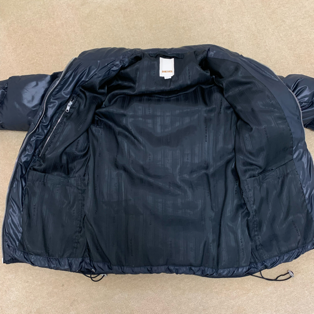 DIESEL(ディーゼル)のDIESEL ダウンジャケット メンズのジャケット/アウター(ダウンジャケット)の商品写真