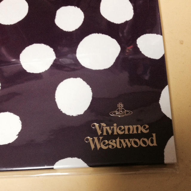 Vivienne Westwood(ヴィヴィアンウエストウッド)のヴィヴィアン ノベルティDVD エンタメ/ホビーのエンタメ その他(その他)の商品写真