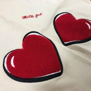 ミルクフェド ハートサガラワッペン付きスウェット トレーナー ロゴ刺繍 ベージュ