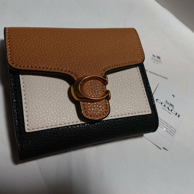 COACH - 海外限定☆新品未使用 COACH スモールウォレット 二つ折り財布