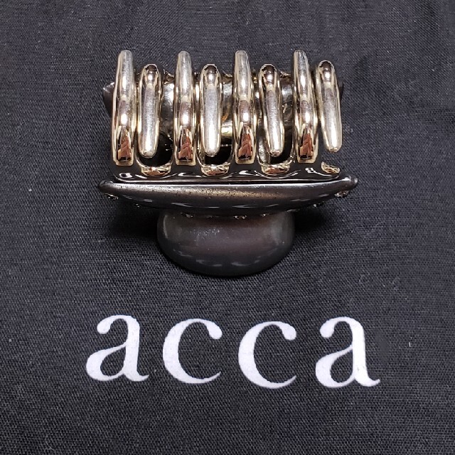 acca(アッカ)のアッカ　ティアラクィーン　小クリップ レディースのヘアアクセサリー(バレッタ/ヘアクリップ)の商品写真