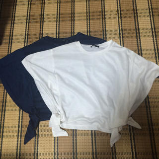 エモダ(EMODA)のサイド結びTシャツ（2色セット）(Tシャツ(半袖/袖なし))