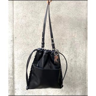 ザラ(ZARA)のmystic loti チャーム付き レースアップショルダー(ショルダーバッグ)