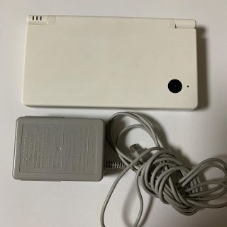 ニンテンドーDS(ニンテンドーDS)のNintendo DSi 本体＆充電器 中古品(携帯用ゲーム機本体)