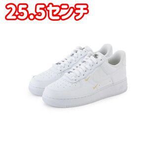 ナイキ(NIKE)のナイキ　エアフォース1 07 ESS エッセンシャル  ホワイト　25.5センチ(スニーカー)