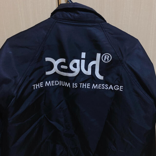 X-girl(エックスガール)のX-girl WEB限定 LOGO COACH JACKET レディースのジャケット/アウター(ナイロンジャケット)の商品写真